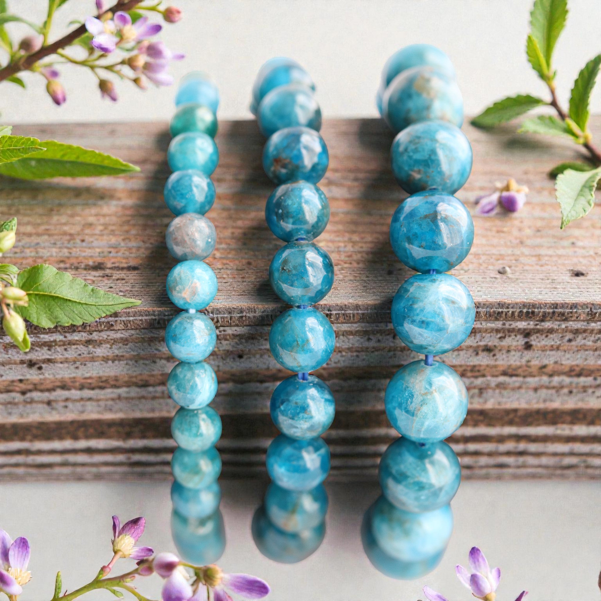 Bracelet Élastique en Apatite Bleue – Élégance Naturelle & Énergie Positive