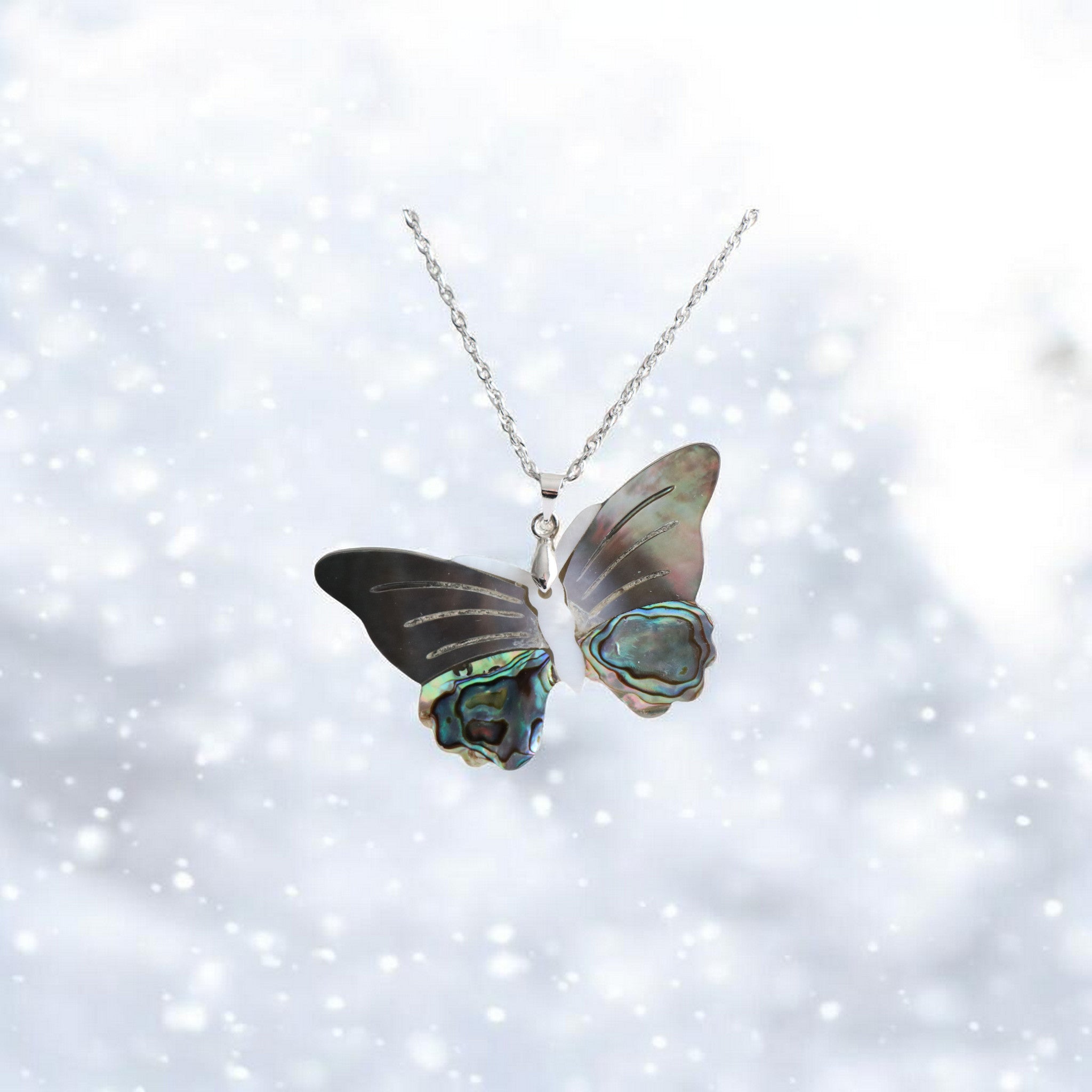 Pendentif Papillon Abalone sur Nacre – Collier Chaîne Acier Inoxydable