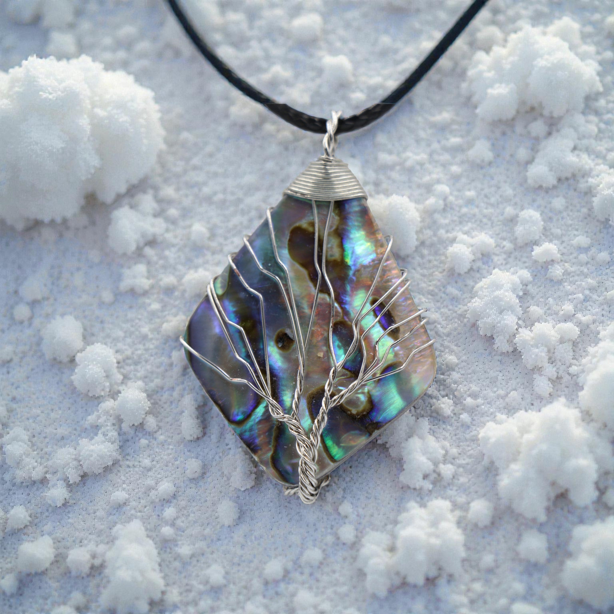 Pendentif Abalone Losange avec Arbre de Vie en Métal – Collier Nacre Bijou Symbolique