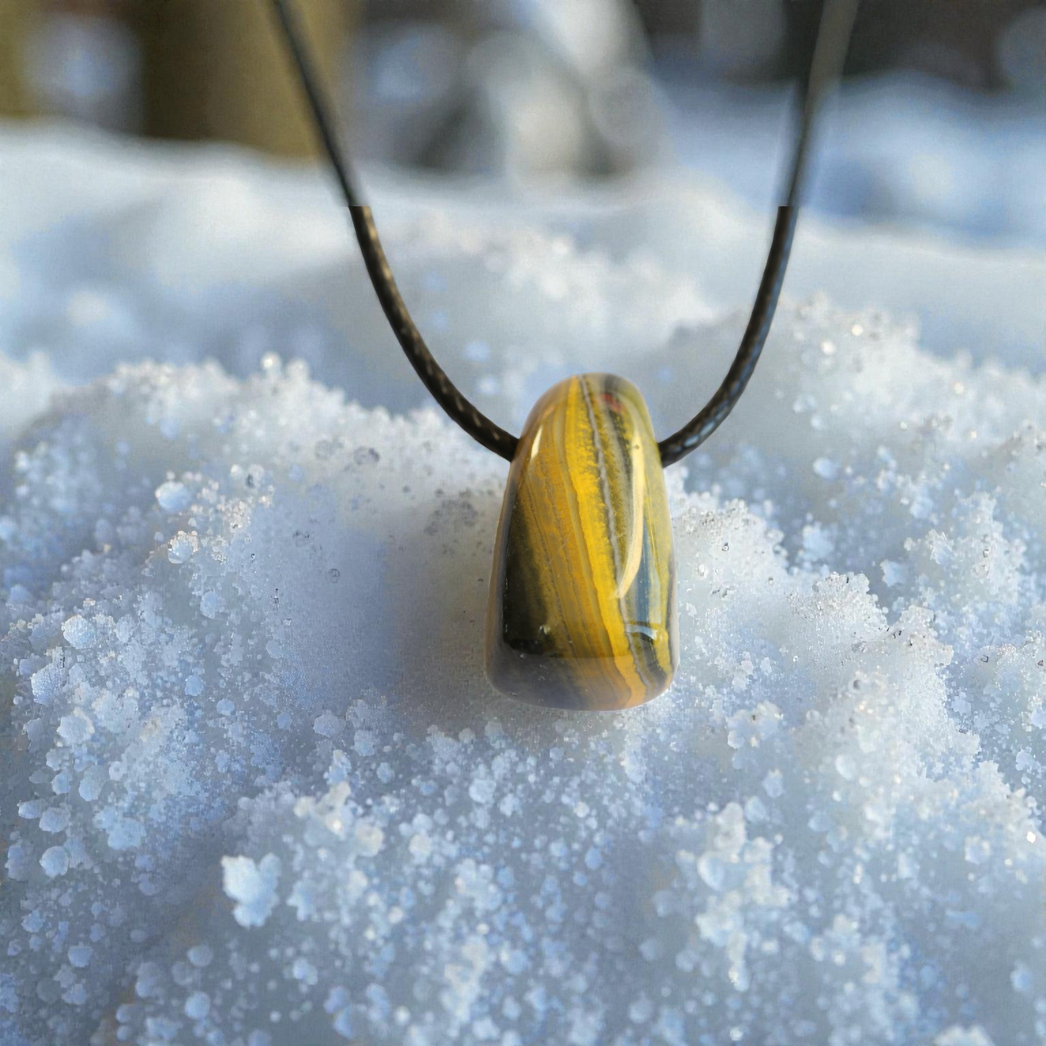 Pendentif Jaspe Bourdon (Bumblebee) – Collier Pierre Énergie et Confiance